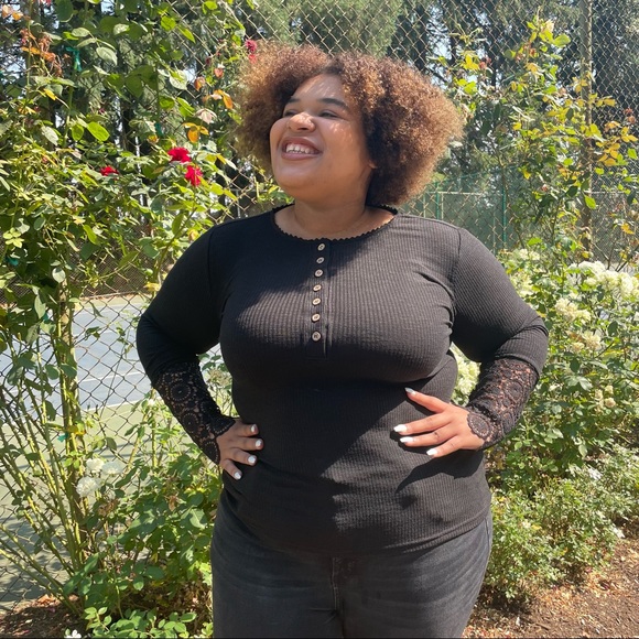 Black Lace Splicing Ribbed Long Sleeve Plus Size Top - Picture 11 of 11